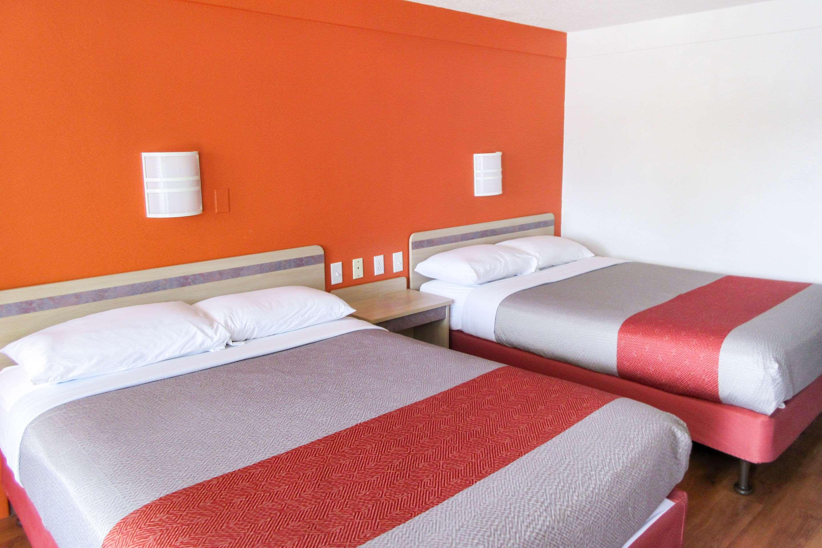 אלטונה Rodeway Inn מראה חיצוני תמונה