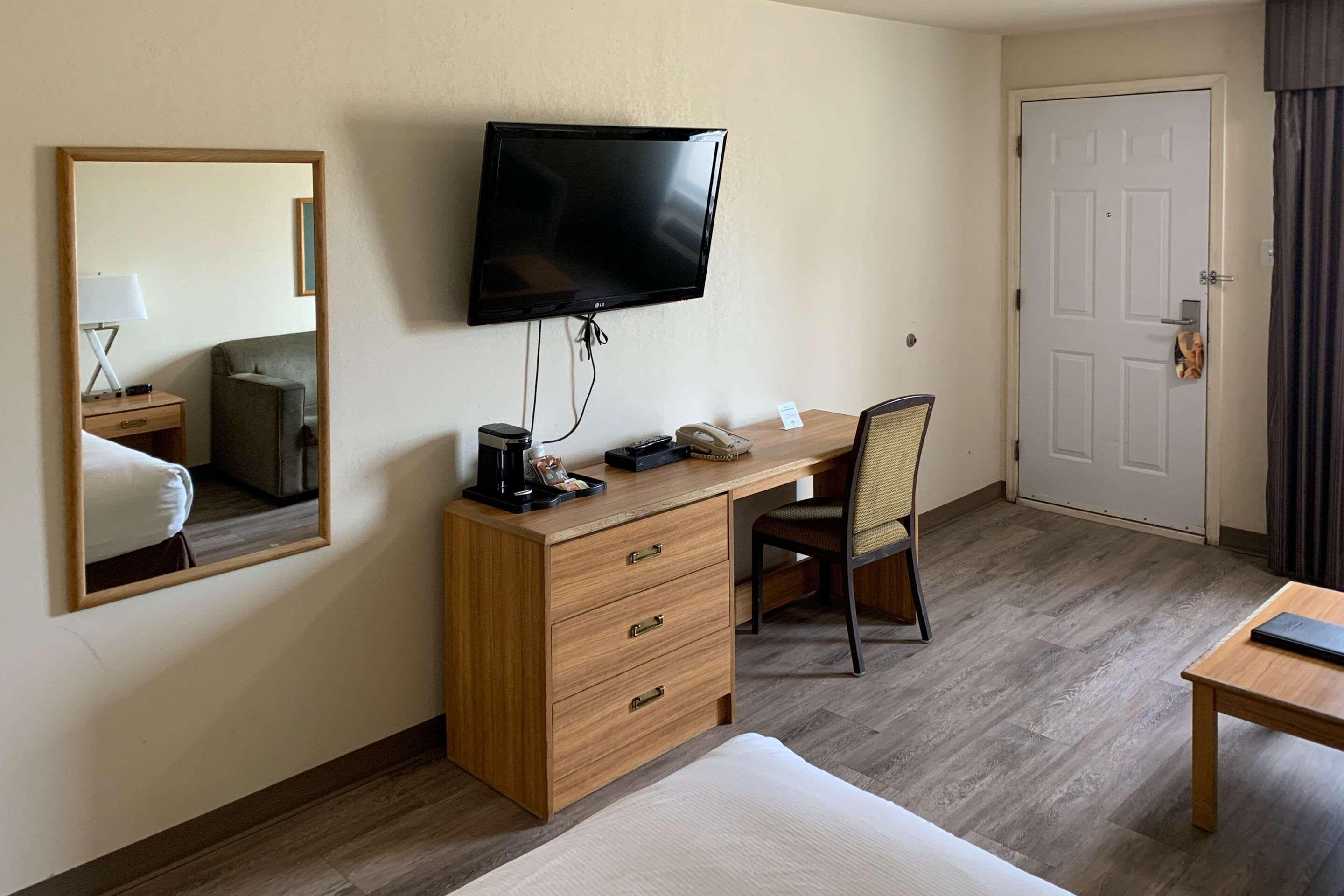 אלטונה Rodeway Inn מראה חיצוני תמונה