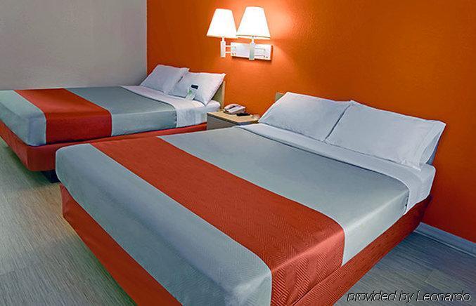 אלטונה Rodeway Inn מראה חיצוני תמונה