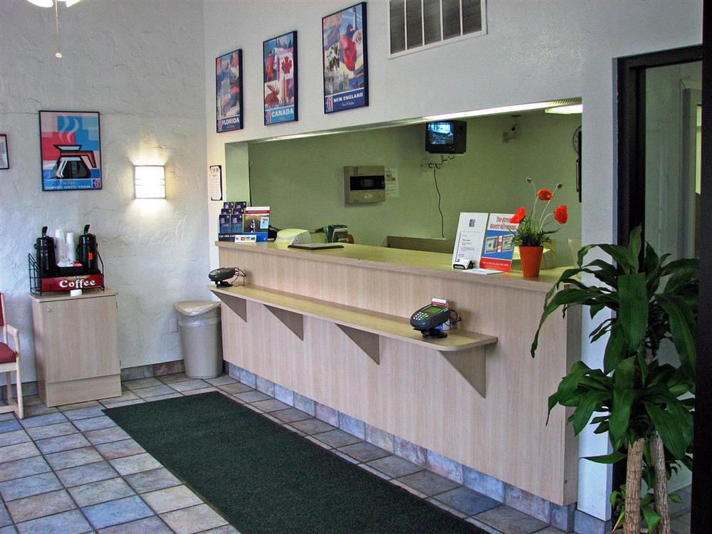 אלטונה Rodeway Inn מראה פנימי תמונה